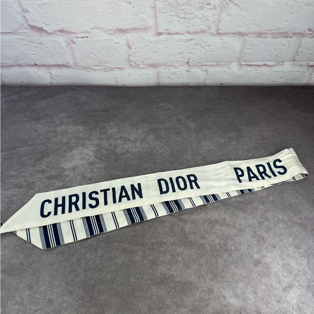 Christian Dior Blue Silk Twill Flowers D-Millefiori Mitzah Scarf